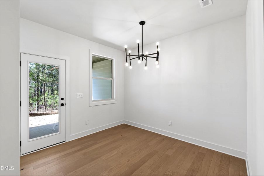 982 Helix (16) 982 Helix (16)