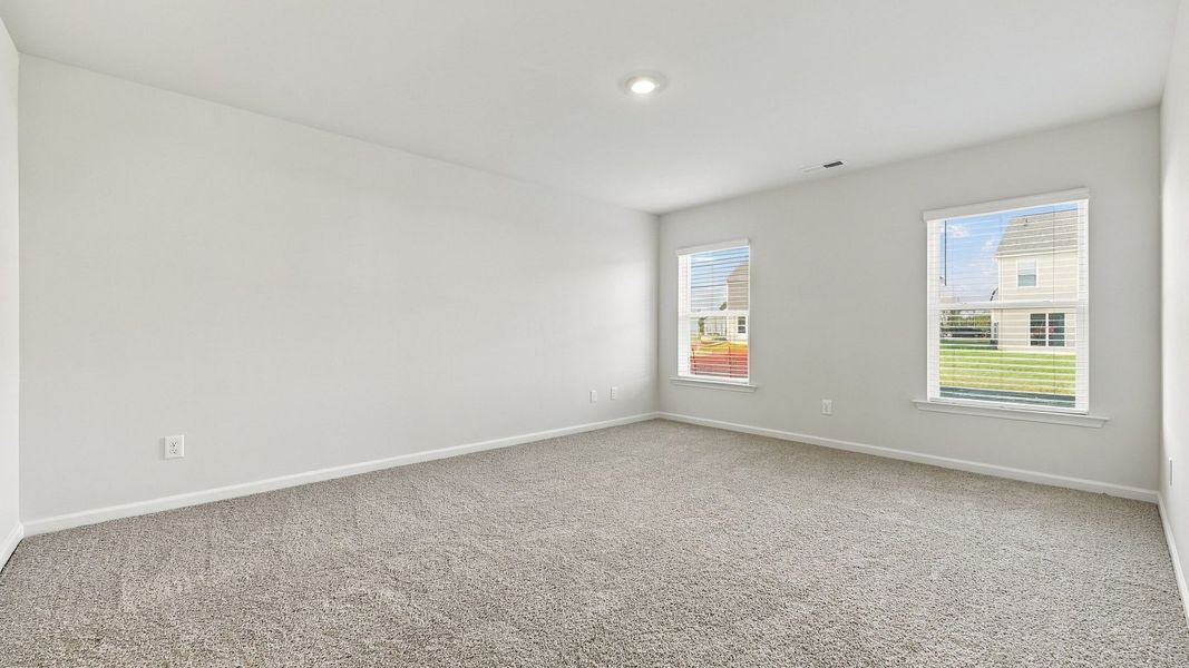 Spacious, unfurnished interior of a new home in Bynum Farms, Farmville (Image 30).