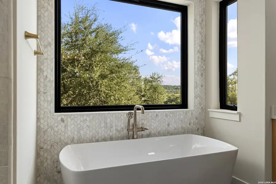 Close-up of interior finishes inside a home in , Canyon Lake (Image 22).