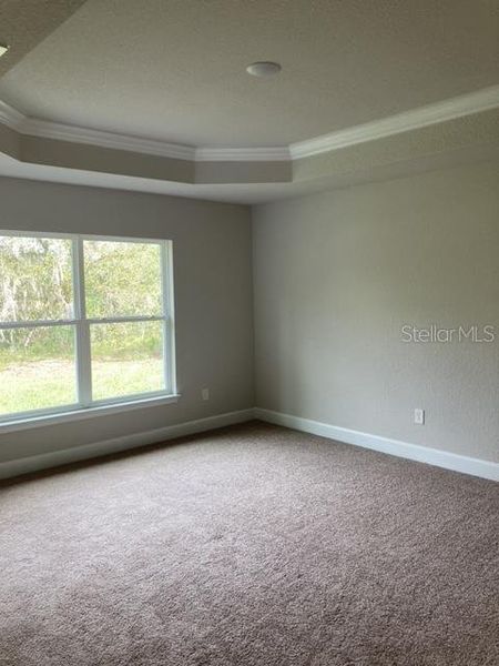 Spacious, unfurnished interior of a new home in , Ocala (Image 9).