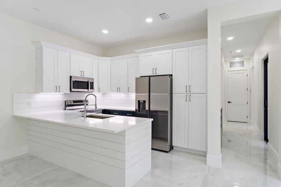 124-12850152ndStN-Jupiter-FL-33478-SMALL