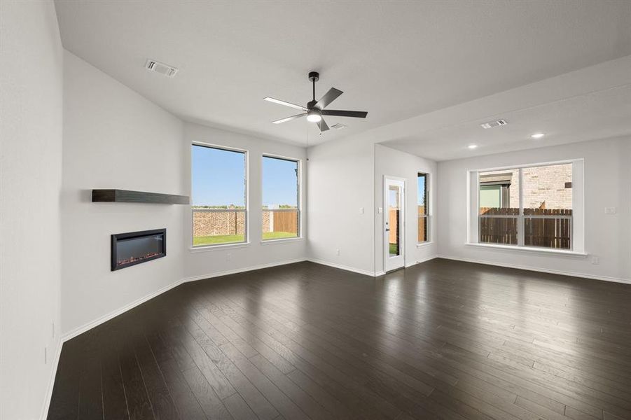 1109 Turtle Hill- Living ROom-2