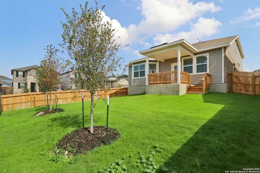 Exterior details and patio area of a home in Thomas Pond, San Antonio (Image 22). Exterior details and patio area of a home in Thomas Pond, San Antonio (Image 22).
