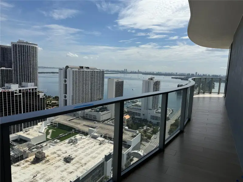 Condo located in Miami, FL showcasing its design and architecture (Image 24). Condo located in Miami, FL showcasing its design and architecture (Image 24).