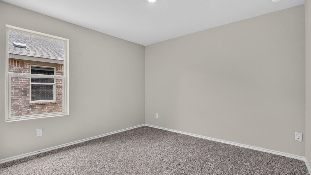 Representative unfurnished interior of a home built from the Carson by D.R. Horton in Monarch at the Meadows, Denton (Image 31).