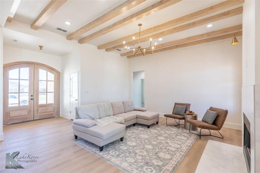 Furnished interior view inside a new home in , Abilene (Image 11).