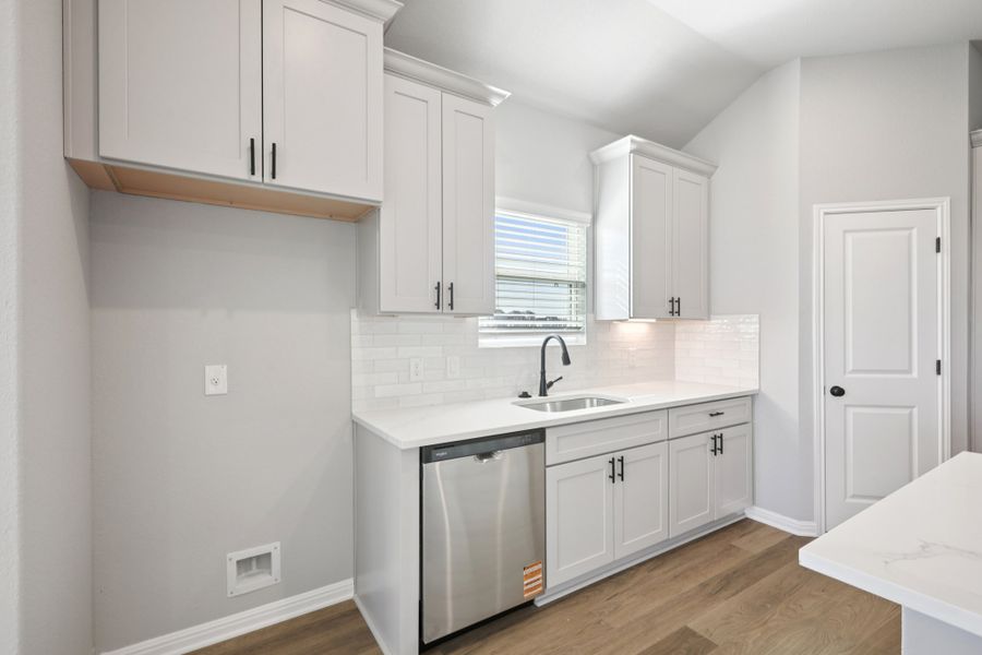 Furnished interior view inside a new home in Porter Country, Buda (Image 6).
