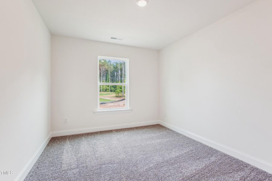 Roanoke - BTS 43 - interiors-bedroom 4-_