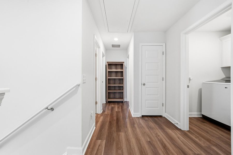 Spacious, unfurnished interior of a new home in Six Oaks, Summerville (Image 24).