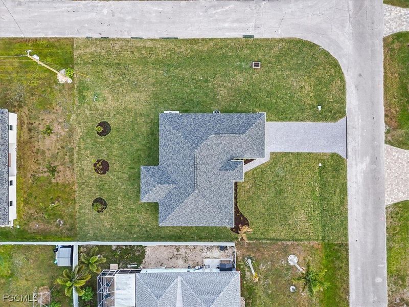 Image 28 of a home in Cape Coral. Image 28 of a home in Cape Coral.