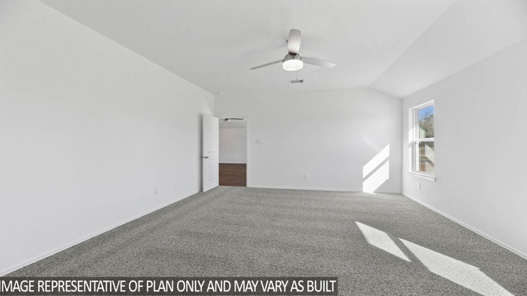 Representative unfurnished interior of a home built from the Eureka by D.R. Horton in Williams Reserve East, Conroe (Image 18).