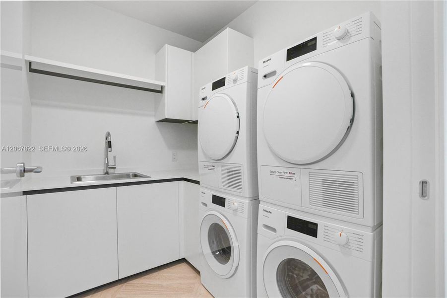Furnished interior view inside a new home in , Miami (Image 13).