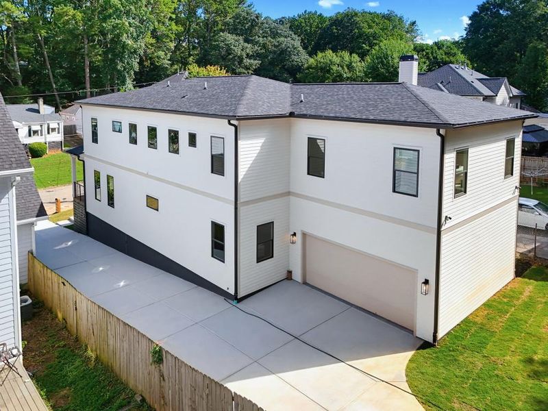 Exterior details and patio area of a home in , Atlanta (Image 27).