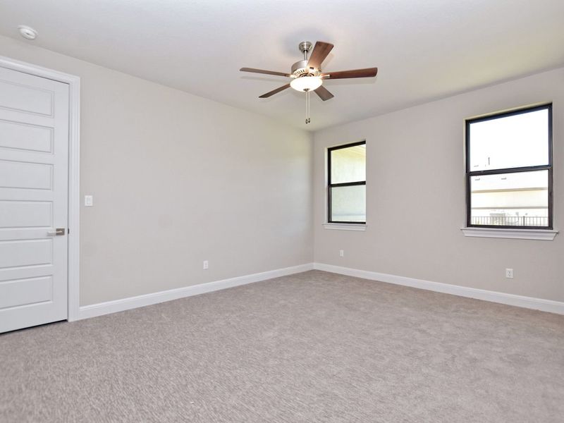 Representative unfurnished interior of a home built from the Avalon by Giddens Homes in Scofield Farms Estates, Georgetown (Image 182).