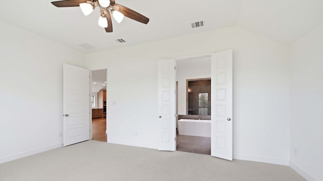 Spacious, unfurnished interior of a new home in Ramble, Celina (Image 22).