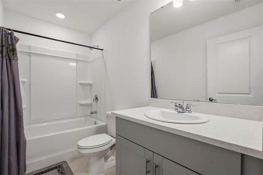 Furnished interior view inside a new home in , Davenport (Image 15).
