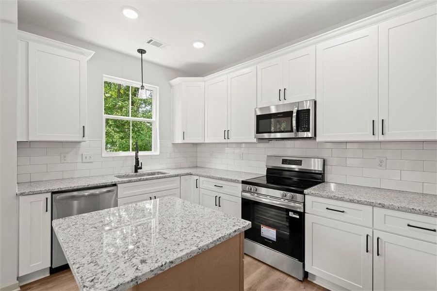 Furnished interior view inside a new home in , Tallapoosa (Image 11).