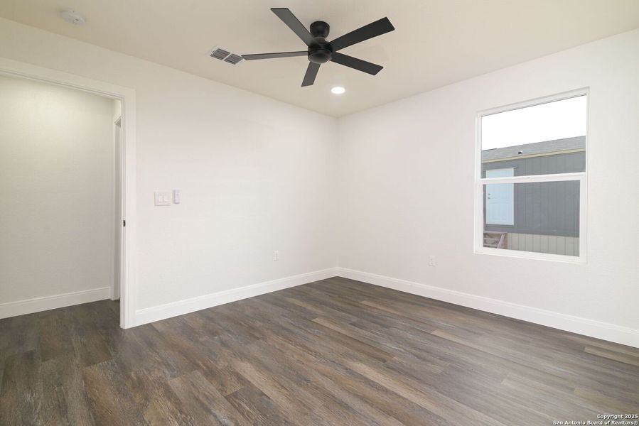Spacious, unfurnished interior of a new home in , Atascosa (Image 10). Spacious, unfurnished interior of a new home in , Atascosa (Image 10).