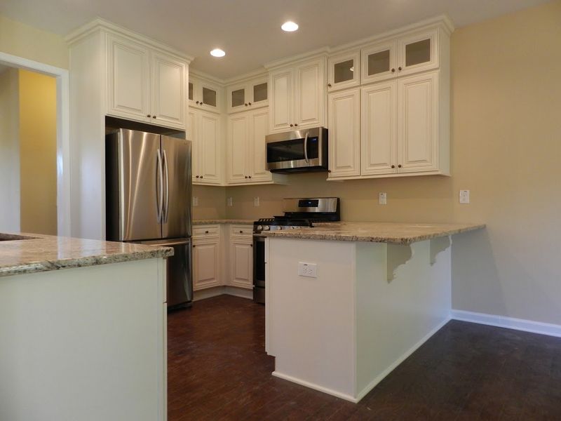 Representative furnished interior of a home built from the The Dayton by Bamford and Company in Rowland Springs, Cartersville (Image 9).