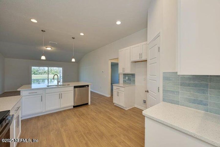 Image 9 of a home in .