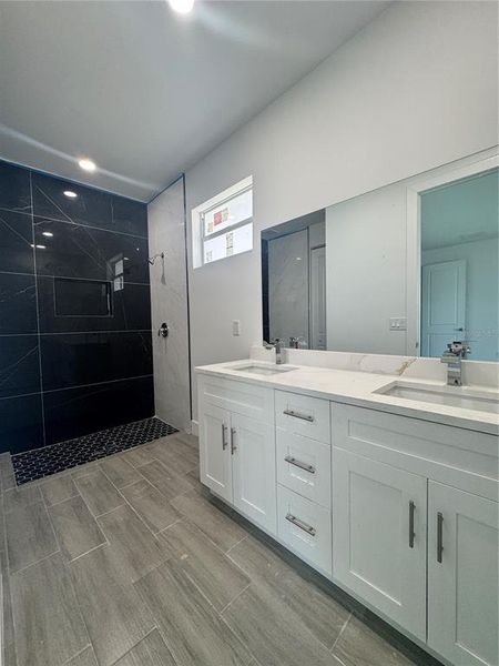 Furnished interior view inside a new home in , Port Charlotte (Image 12).