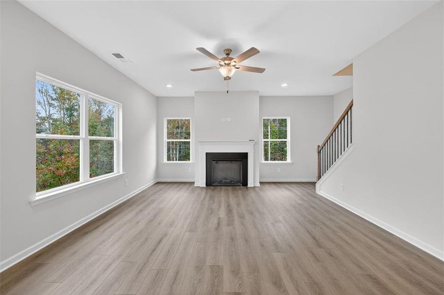 Spacious, unfurnished interior of a new home in Garrett Preserve, Douglasville (Image 24).