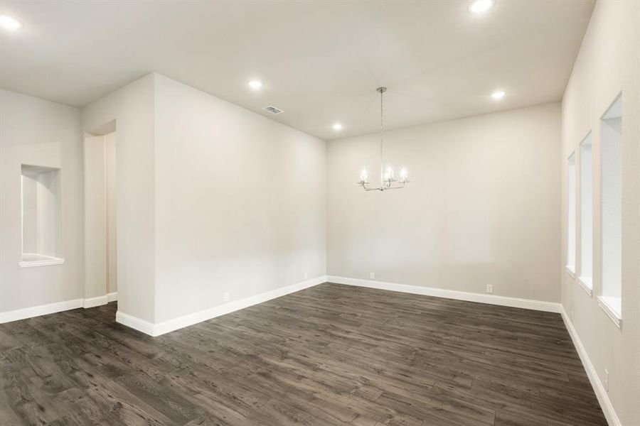 Spacious, unfurnished interior of a new home in Ridgepoint, Midlothian (Image 30).