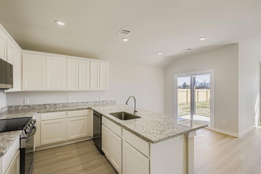 Furnished interior view inside a new home in Middlefield Village, Dallas (Image 6).