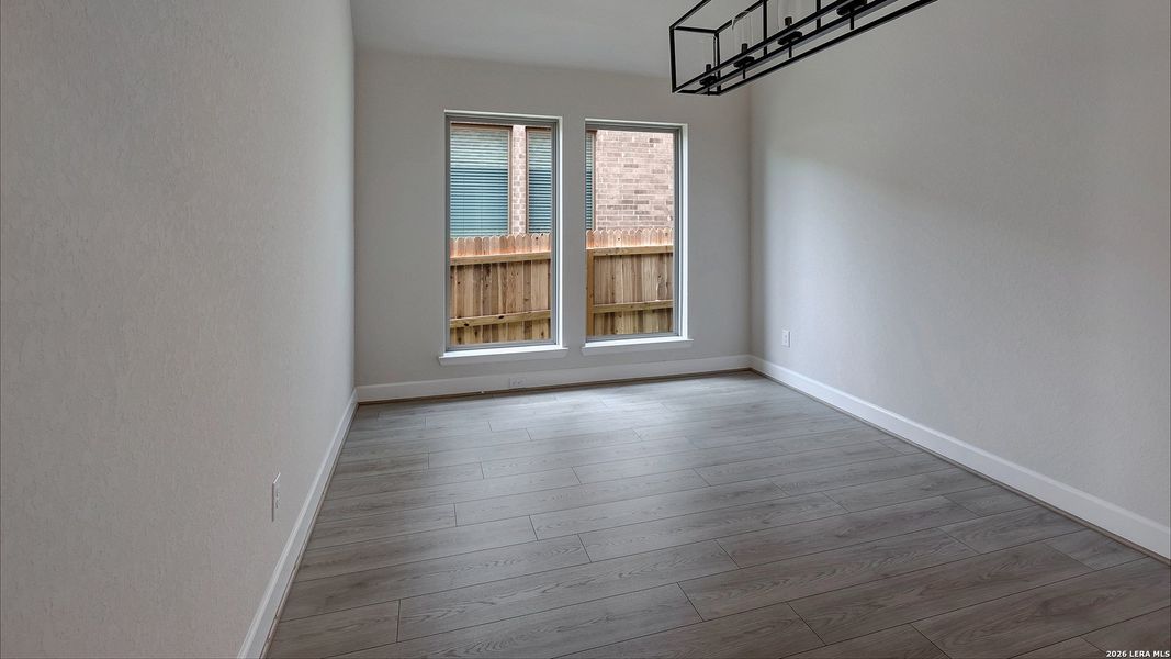 Spacious, unfurnished interior of a new home in Arcadia Ridge, San Antonio (Image 20).