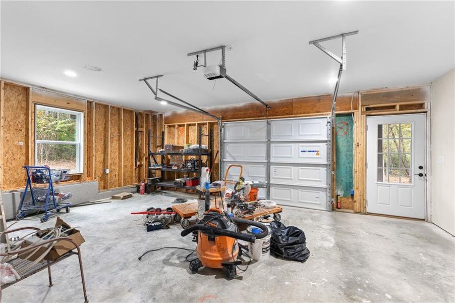 Community amenities in , Lawrenceville (Image 38).