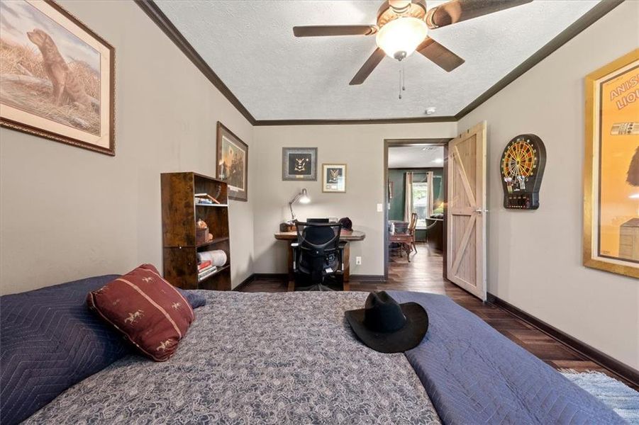 Furnished interior view inside a new home in , Washington (Image 26).