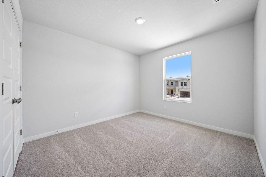 Spacious, unfurnished interior of a new home in Eastwood at Sonterra, Jarrell (Image 23).