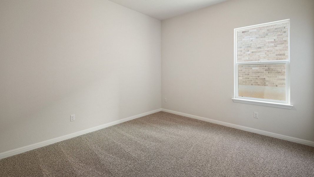Spacious, unfurnished interior of a new home in Thunder Rock, Marble Falls (Image 16).