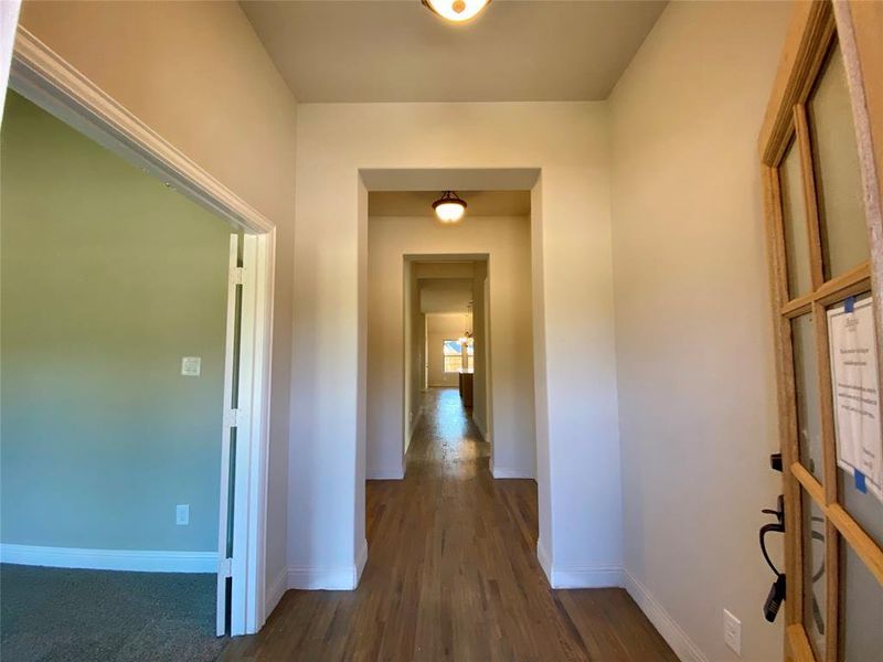 Rich hardwoods welcome you home! Rich hardwoods welcome you home!