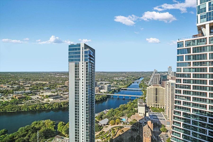 Condo located in Austin, TX showcasing its design and architecture (Image 5). Condo located in Austin, TX showcasing its design and architecture (Image 5).