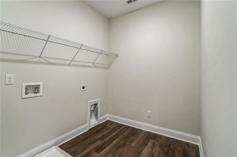 Spacious, unfurnished interior of a new home in Maddox Landing, Hoschton (Image 29).