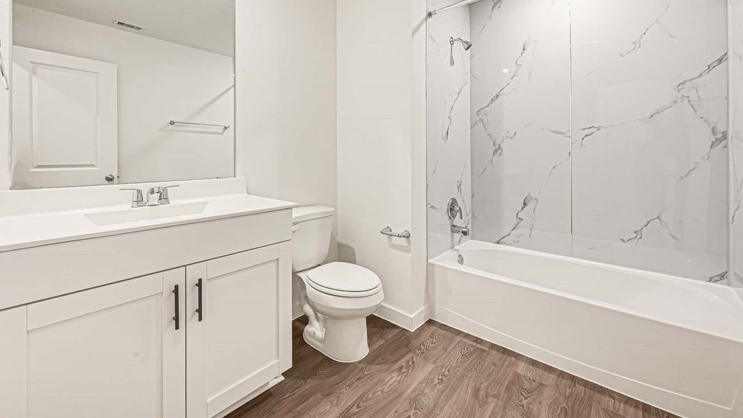 Furnished interior view inside a new home in Holly Ridge, Rosenberg (Image 9).