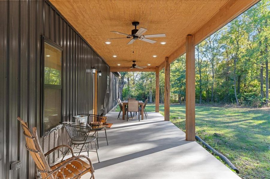 Community amenities in , Ben Wheeler (Image 31).