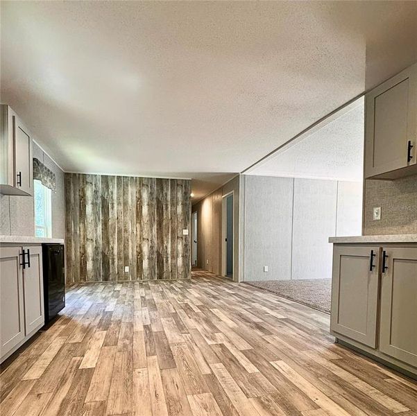 Image 16 of a home in .