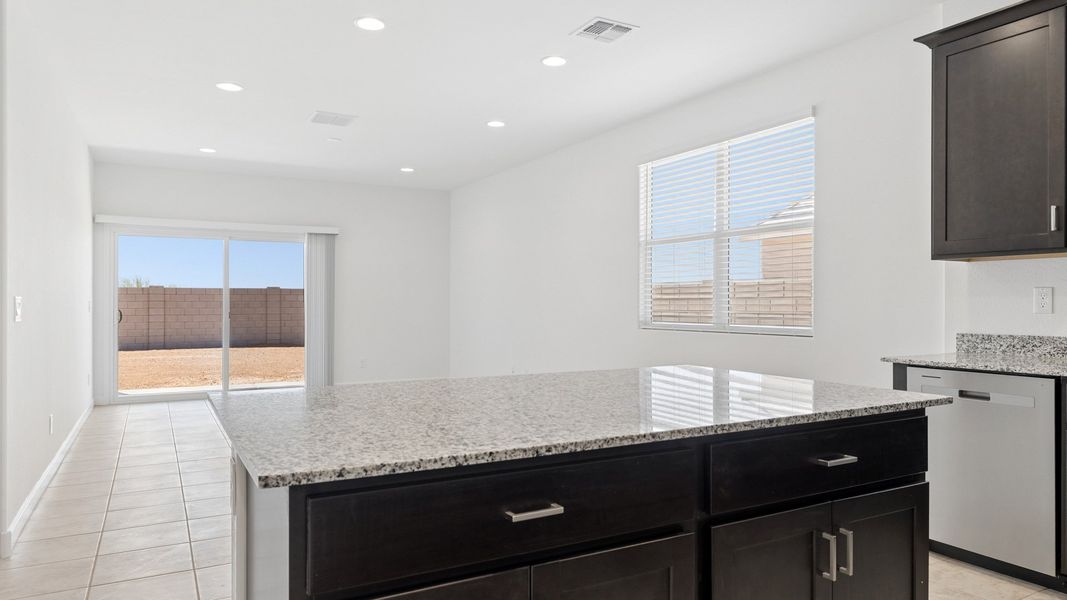 Representative furnished interior of a home built from the Raven by D.R. Horton in Magma Ranch Vistas, Florence (Image 7).