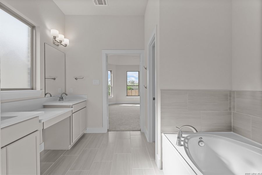 Furnished interior view inside a new home in Nopal Valley, San Antonio (Image 10).