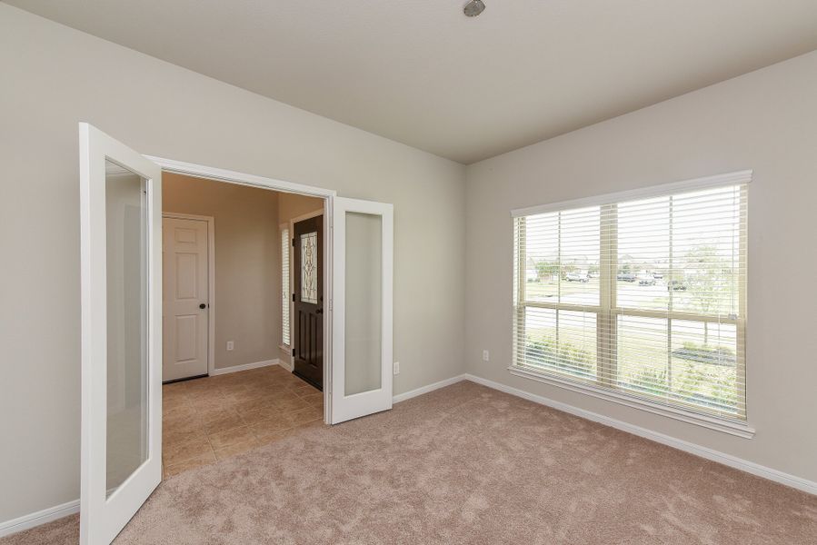Representative unfurnished interior of a home built from the Floor Plan 2201 by Colina Homes in Grand Magnolia, Magnolia (Image 18).