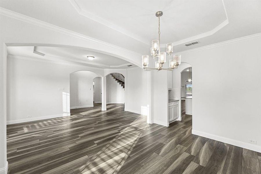 Spacious, unfurnished interior of a new home in Hawkins Meadows, Midlothian (Image 18).