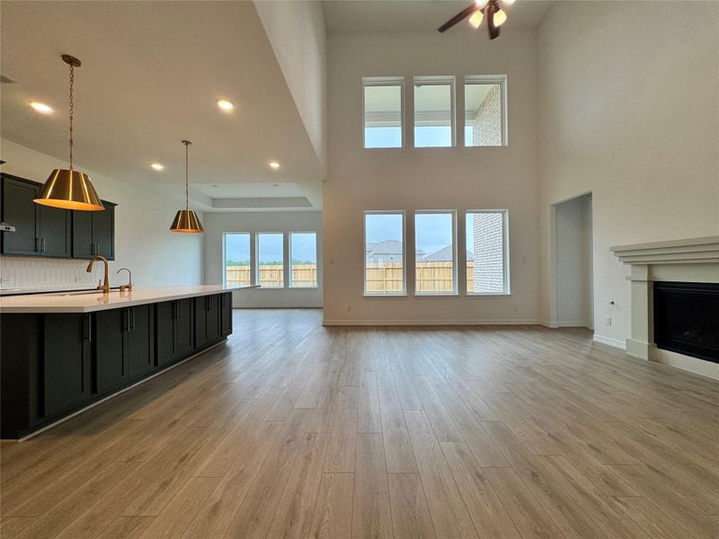 Spacious, unfurnished interior of a new home in Katy Lakes, Katy (Image 10).