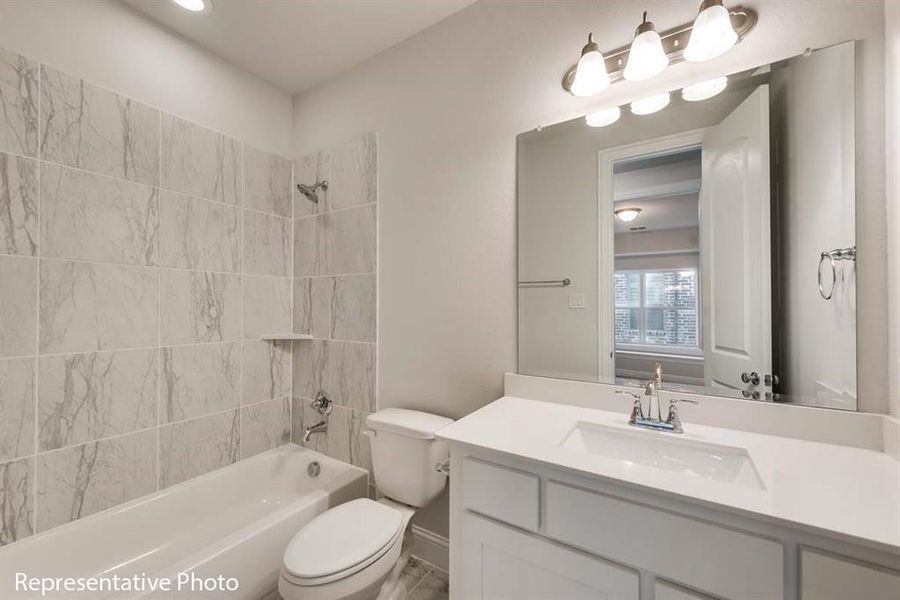 Furnished interior view inside a new home in Cedar Ridge Estates, Grand Prairie (Image 6).