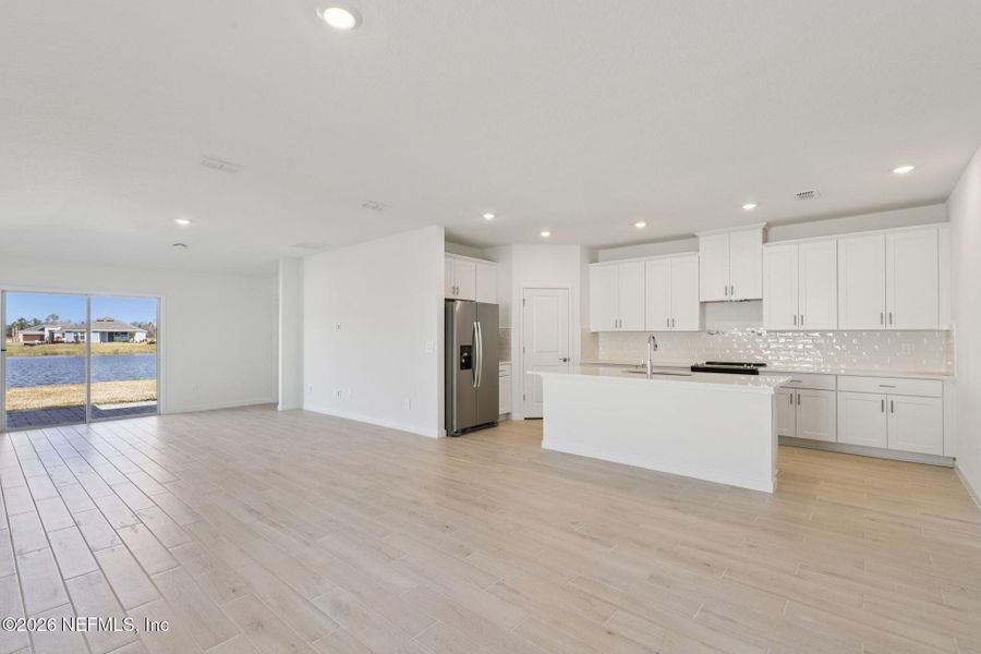 Spacious, unfurnished interior of a new home in Colbert Landings, Palm Coast (Image 33). Spacious, unfurnished interior of a new home in Colbert Landings, Palm Coast (Image 33).