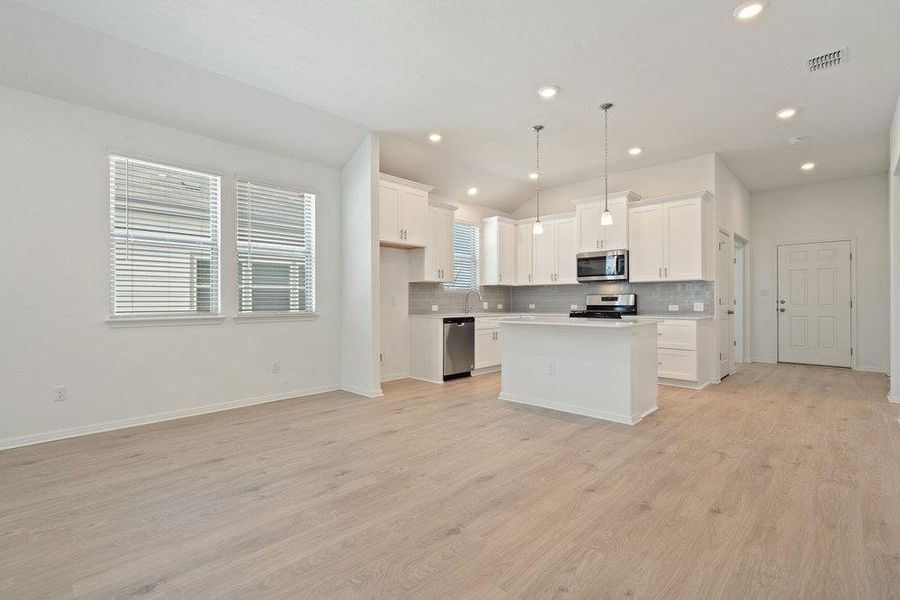 Not the actual home. Representative photo of a completed home of the same plan. Features will vary. Please confirm details with the New Home Consultant Not the actual home. Representative photo of a completed home of the same plan. Features will vary. Please confirm details with the New Home Consultant