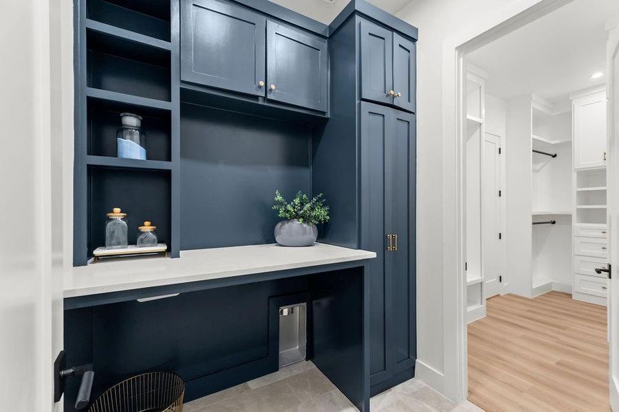 Furnished interior view inside a new home in , Farmers Branch (Image 33).