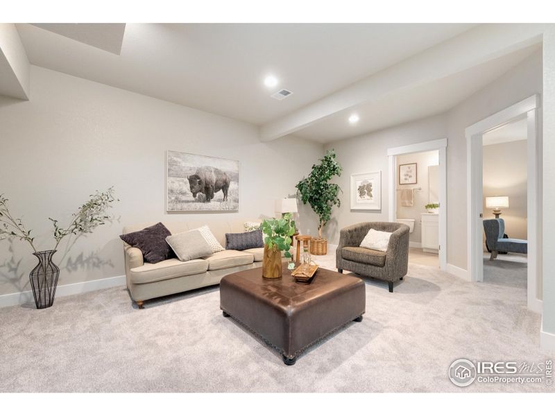 Furnished interior view inside a new home in Vernazza, Windsor (Image 6).