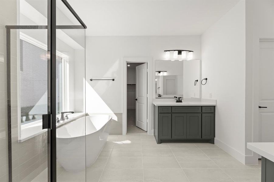 16_17. 953 Gold Finch - Bath